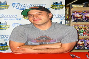 Author Geoff Johns